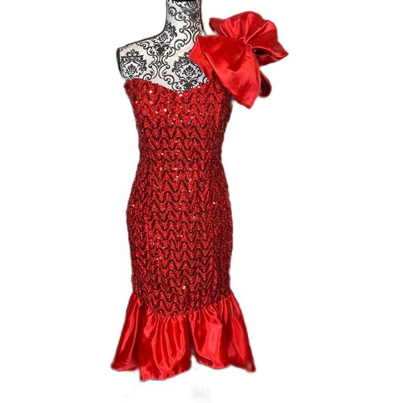 Vintage red sequin mermaid style dress with bow and tulle - Picture 1 of 9